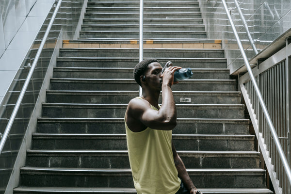 Waarom tintelt je huid van pre-workout?
